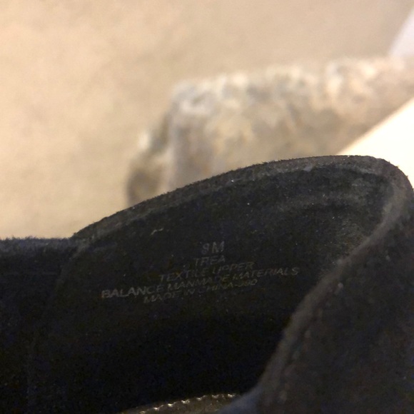 REDUCED💥 Impo Suede Pumps - Picture 6 of 6